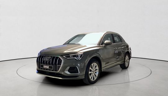 Audi • Q3