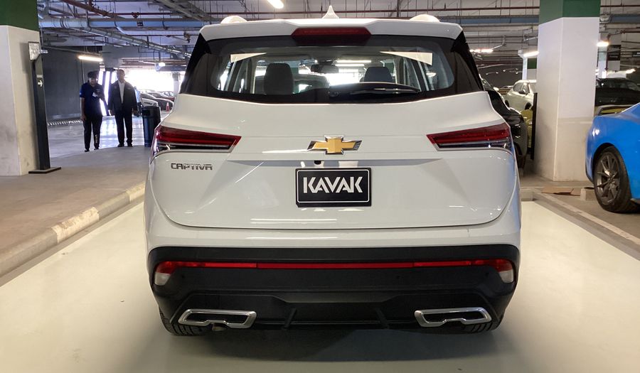 Chevrolet Captiva 1.5T CVT LS 2WD 7 SEATS RVC CLOTH Suv 2024