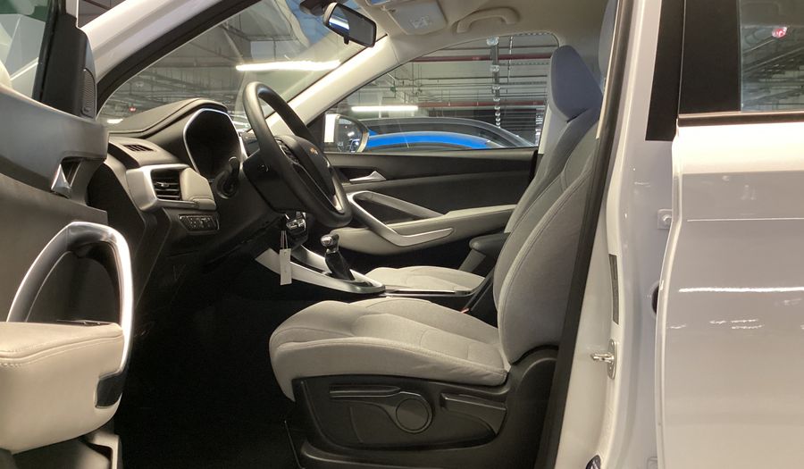 Chevrolet Captiva 1.5T CVT LS 2WD 7 SEATS RVC CLOTH Suv 2024