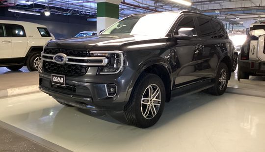 Ford • Everest