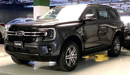 Ford • Everest