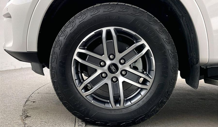 Ford Everest XLT Suv 2024