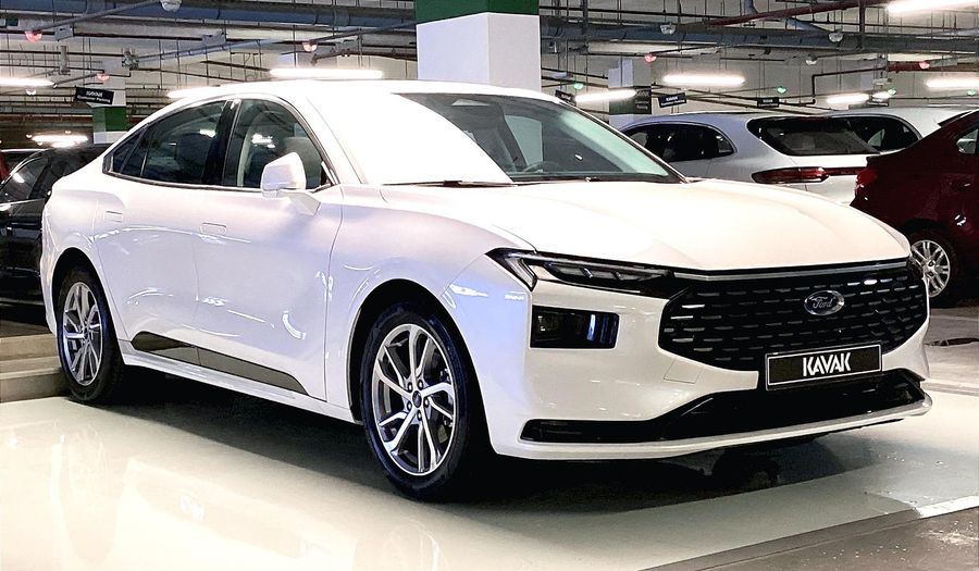 Ford Taurus 2.0 ECOBOOST V4 AMBIENTE AUTO Sedan 2024