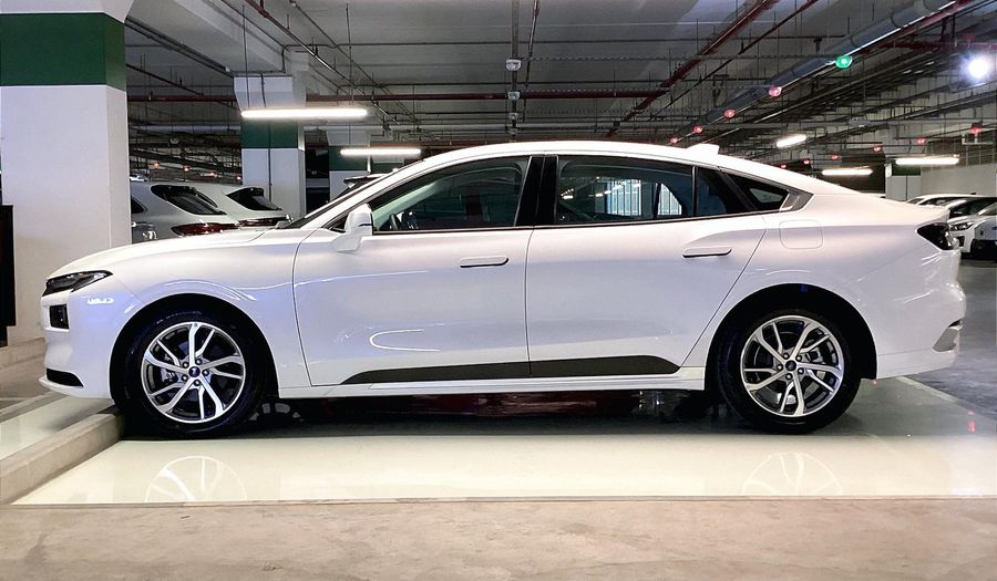 Ford Taurus 2.0 ECOBOOST V4 AMBIENTE AUTO Sedan 2024