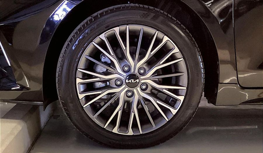 Kia Cerato GT LINE Sedan 2024