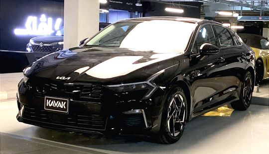 KIA • K5