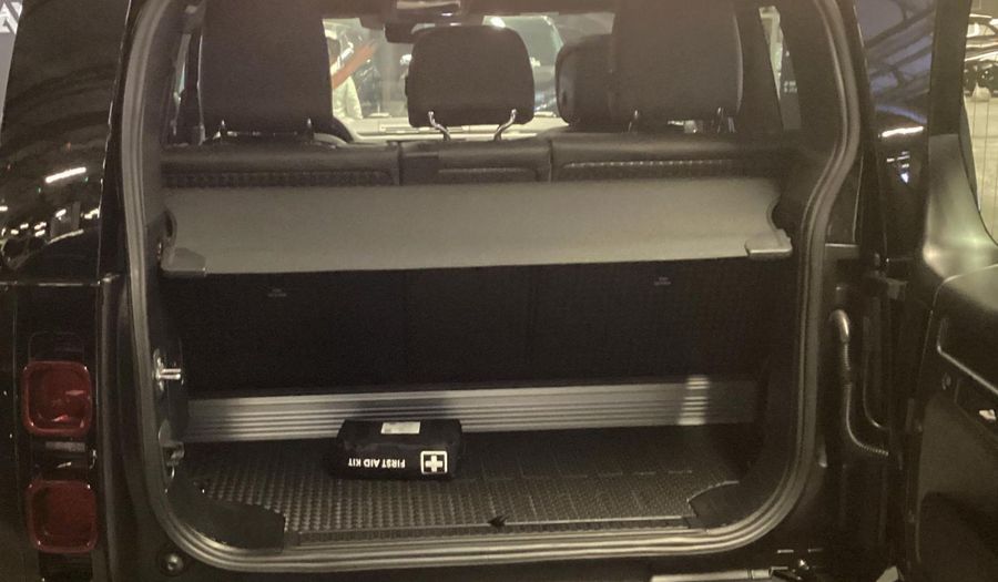 Land Rover Defender P400 90 HSE Suv 2024