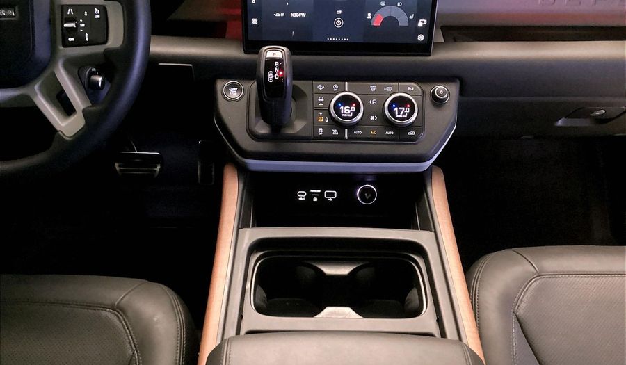 Land Rover Defender P400 90 HSE Suv 2024