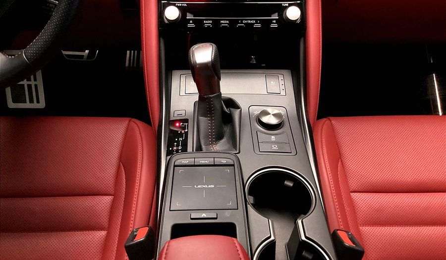 Lexus Is350 F SPORT PLATINUM Sedan 2024