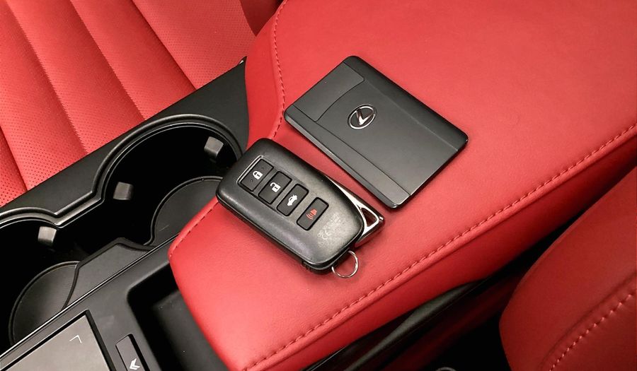 Lexus Is350 F SPORT PLATINUM Sedan 2024