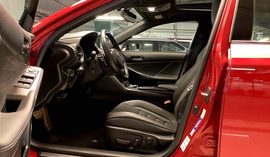 Lexus Is350 F SPORT PLATINUM Sedan 2024