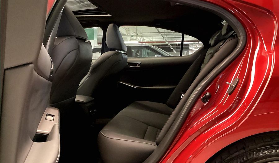 Lexus Is350 F SPORT PLATINUM Sedan 2024