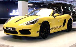 Porsche • 718 Boxster