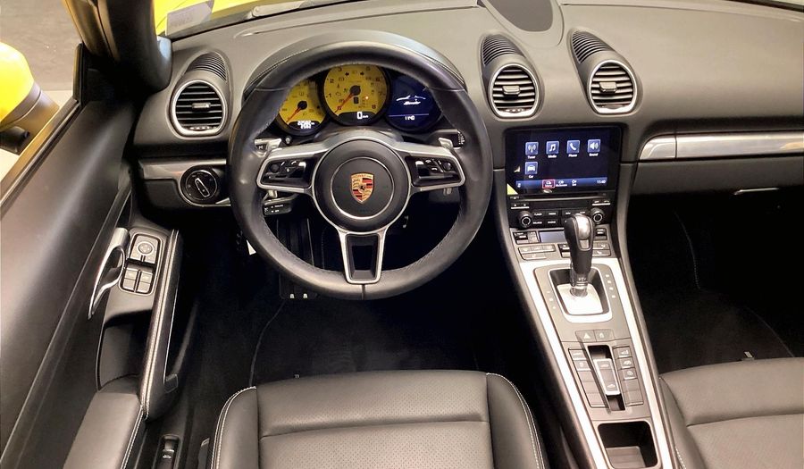 Porsche 718 Boxster STANDARD Convertible 2024