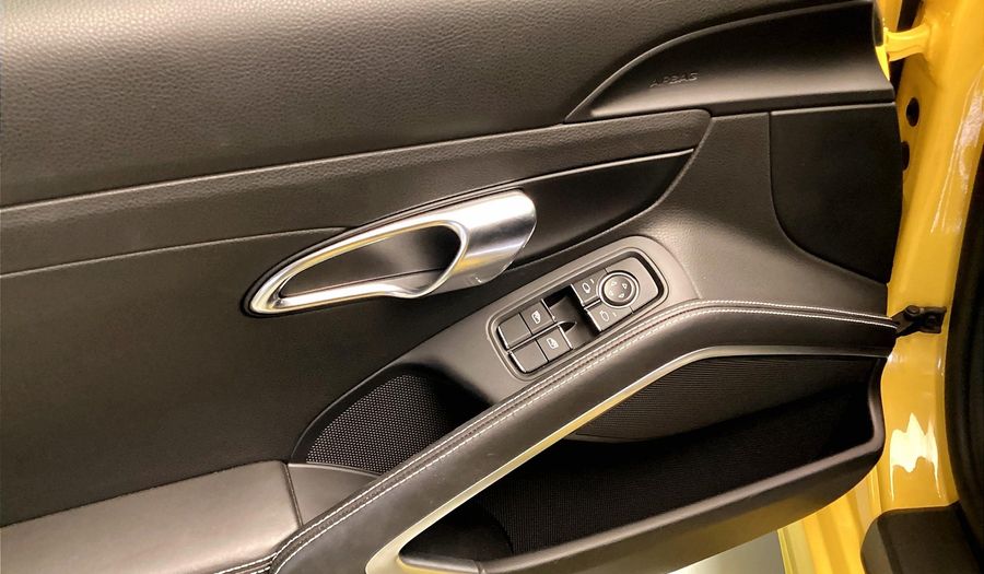 Porsche 718 Boxster STANDARD Convertible 2024