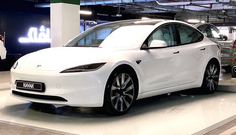 Tesla Model 3 LONG RANGE (DUAL MOTOR) Sedan 2024