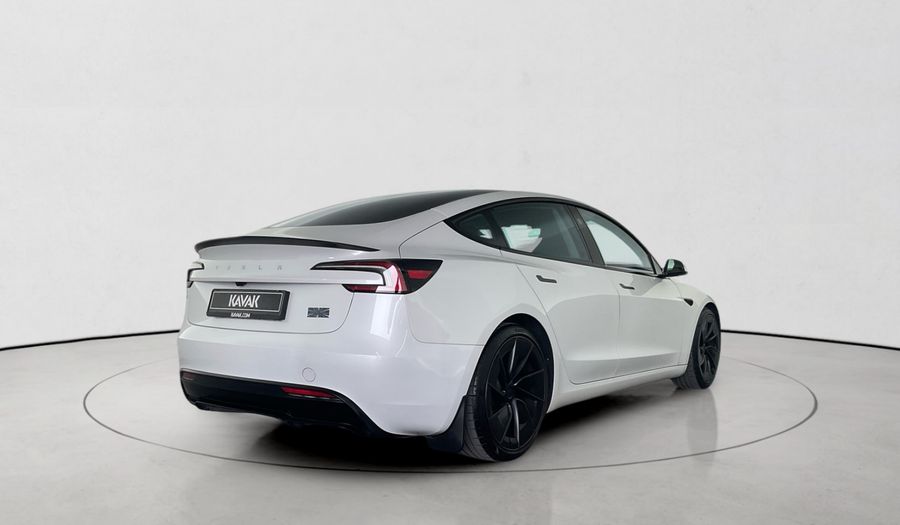 Tesla Model 3 BEV DUAL MOTOR AWD PERFORMANCE Sedan 2024