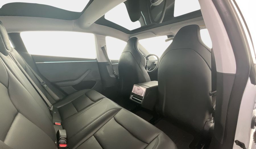 Tesla Model 3 BEV DUAL MOTOR AWD PERFORMANCE Sedan 2024