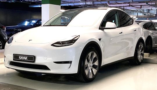 Tesla • Model Y