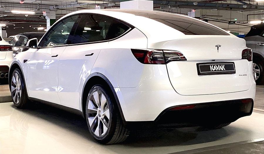 Tesla Model Y LONG RANGE (DUAL MOTOR) Suv 2024