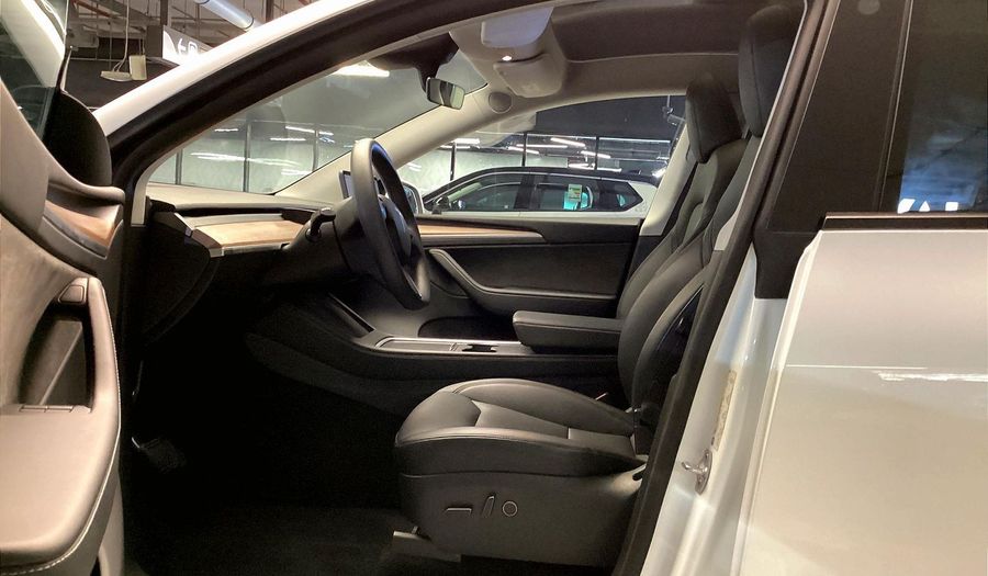 Tesla Model Y LONG RANGE (DUAL MOTOR) Suv 2024