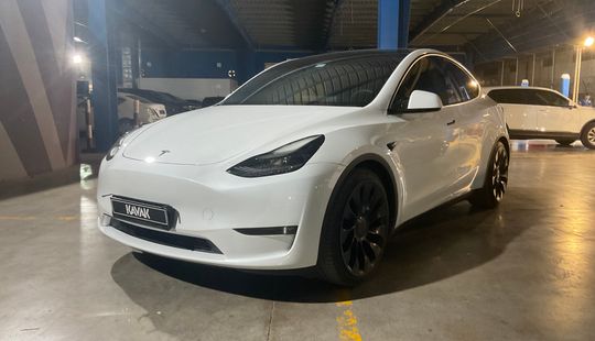 Tesla • Model Y