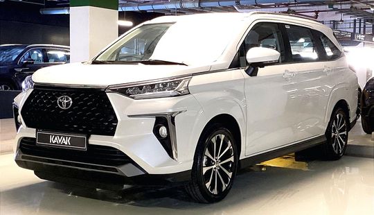Toyota • Veloz