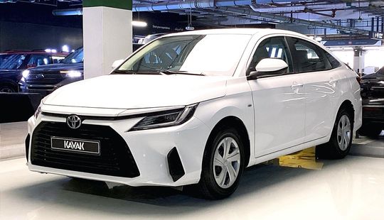 Toyota • Yaris