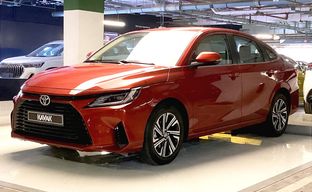 Toyota • Yaris