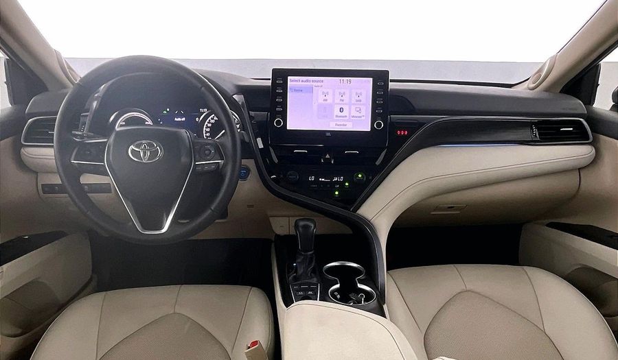 Toyota Camry 2.5 LIMITED HYBRID E-CVT Sedan 2024