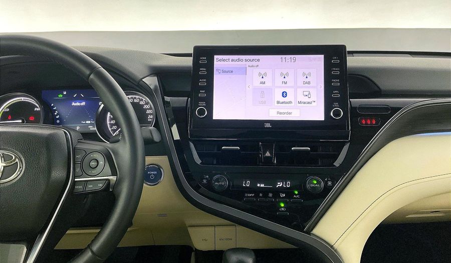 Toyota Camry 2.5 LIMITED HYBRID E-CVT Sedan 2024