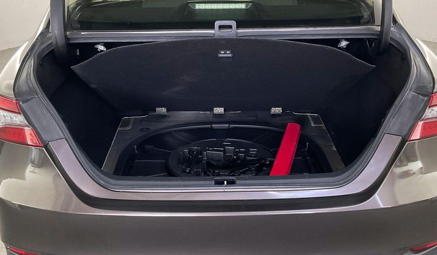 Toyota Camry 2.5 LIMITED HYBRID E-CVT Sedan 2024