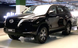 Toyota • Fortuner