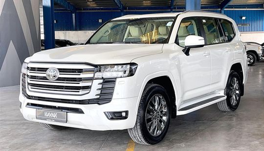 Toyota • Land Cruiser