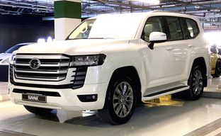 Toyota • Land Cruiser