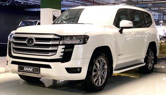 Toyota • Land Cruiser