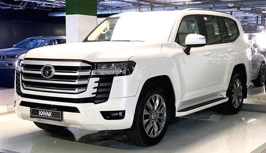 Toyota • Land Cruiser