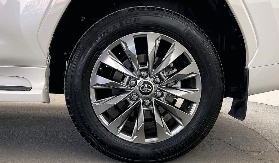 Toyota Land Cruiser GXR Suv 2024