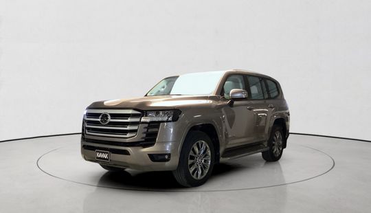 Toyota • Land Cruiser