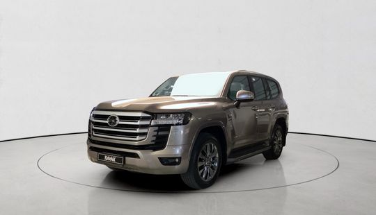 Toyota • Land Cruiser