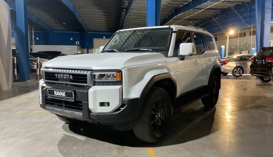 Toyota • Land Cruiser Prado