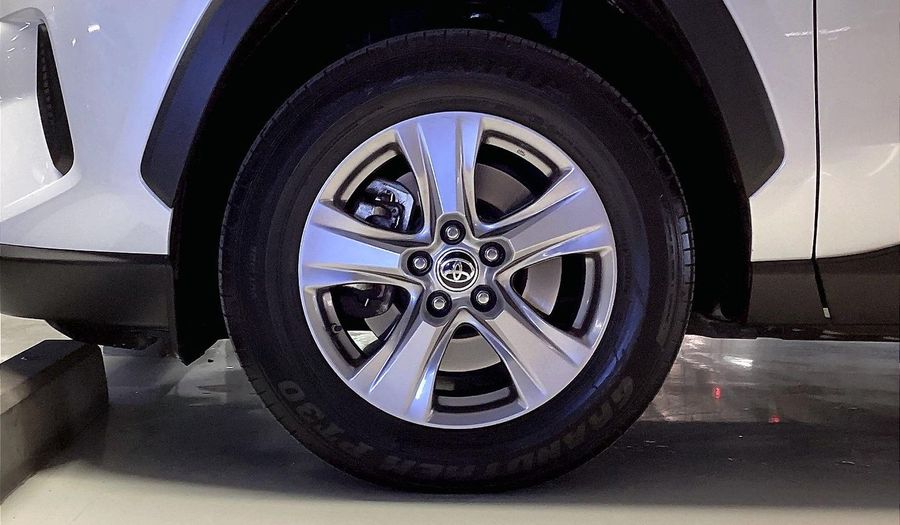 Toyota Rav4 EX Suv 2024