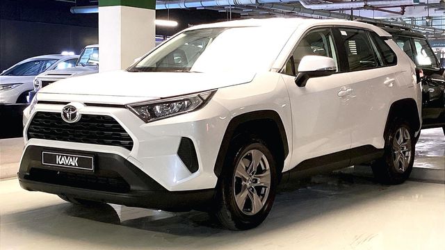 Toyota • RAV4
