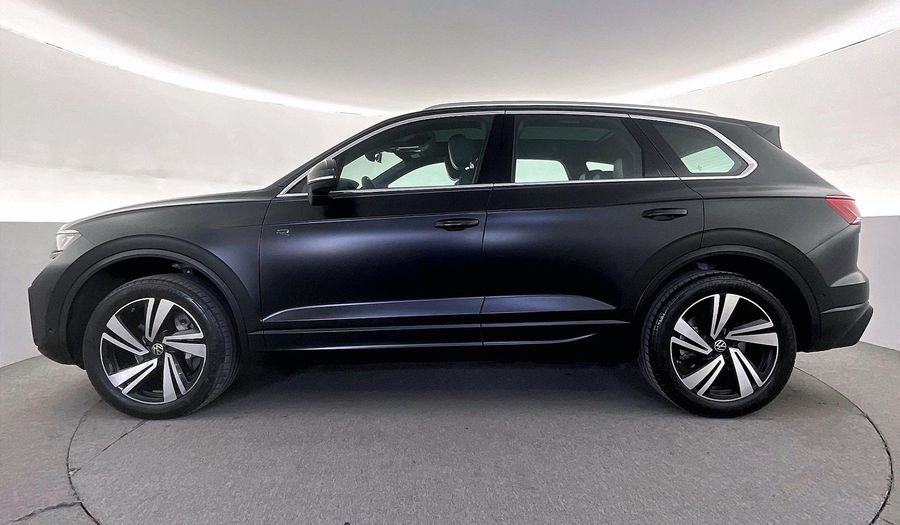 Volkswagen Touareg 3.0 V6 TFSI R-LINE 4WD AUTO Suv 2024