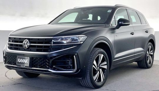 Volkswagen • Touareg