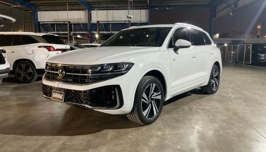Volkswagen • Touareg