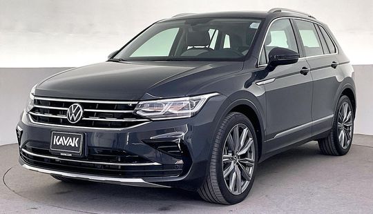 Volkswagen • Tiguan