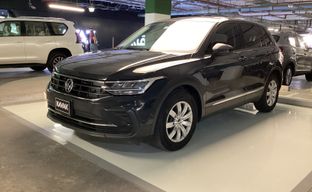 Volkswagen • Tiguan