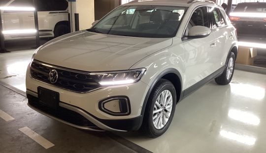 Volkswagen • T-Roc