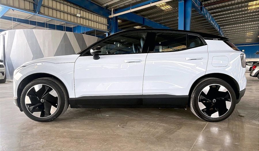 Volvo Ex30 PLUS Suv 2024